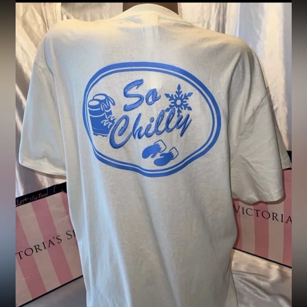 Victoria Secret PINK Boyfriend T-Shirt Logo “So Chilly”
